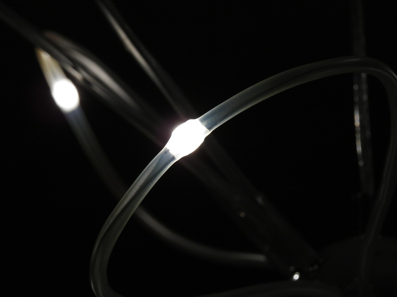 自宅でのホワイトニングにおけるLEDの効果は？