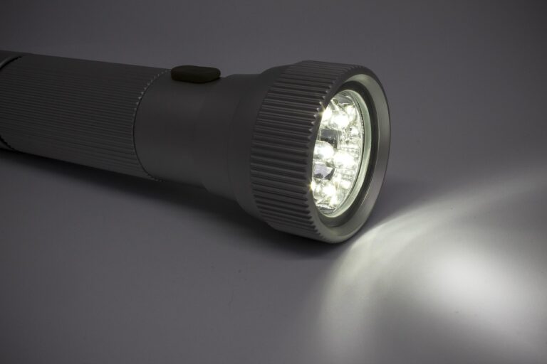 LEDホワイトニングは何歳から始めるべき？