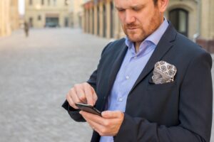 忙しい社会人向けのLEDホワイトニングは本当に効果的？
